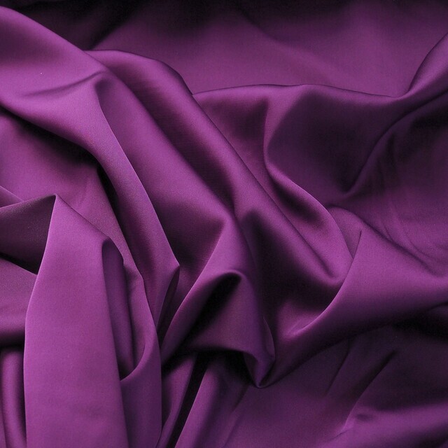 Stretch silk imitation satin in great purple | View: Stretch silk imitation satin in great purple